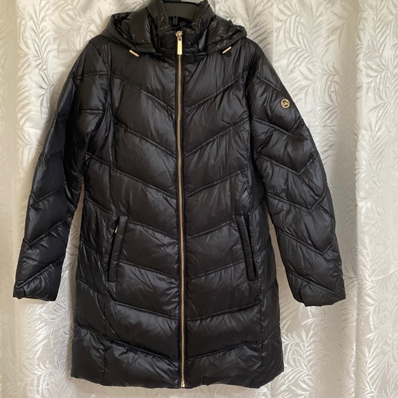 Michael Kors woman down long parka jacket black size M